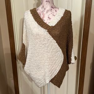 NWT New Directions XL Short Sleeve Khaki and Ivory Sweater